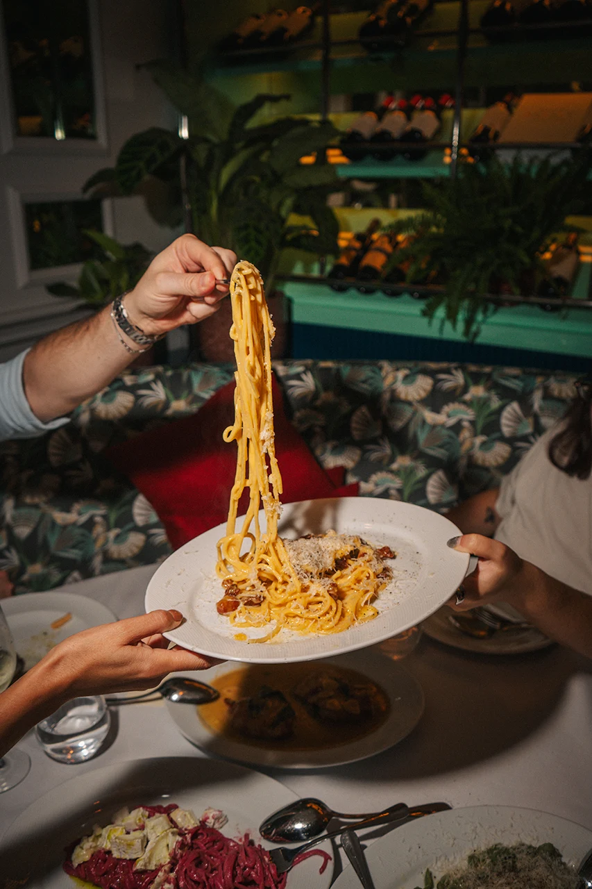 12-osteria-la-famiglia-by-olivier-galeria