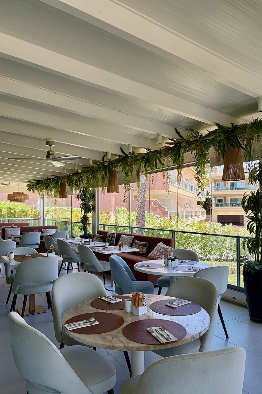 14-osteria-la-famiglia-by-olivier-galeria